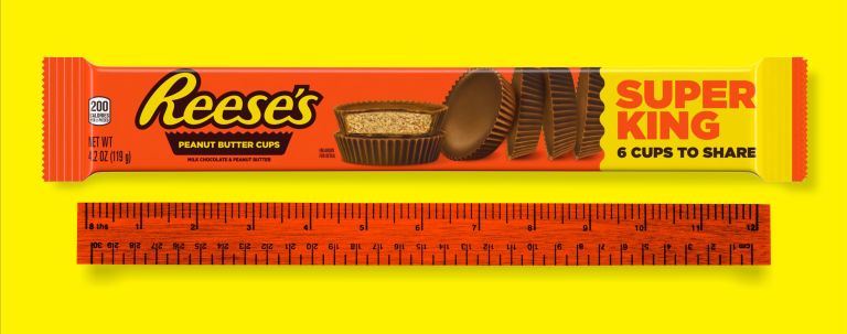 There’s a new ruler on the candy scene with Reese’s Super King Peanut Butter Cups