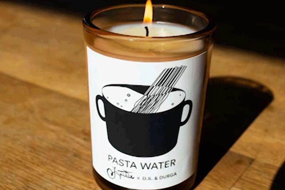 paste water scented candle