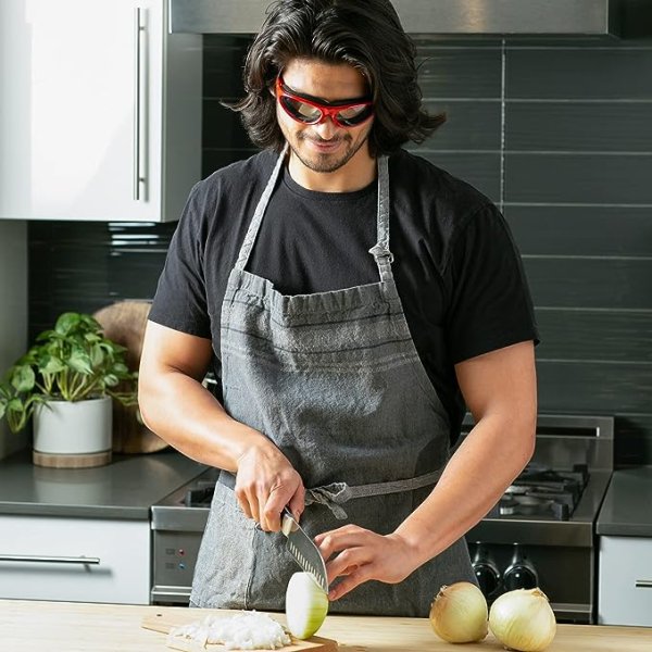 Introducing Onion Goggles – the unsung heroes of the culinary world. These bad boys not only shield your eyes but also make you look like the superhero of the kitchen.