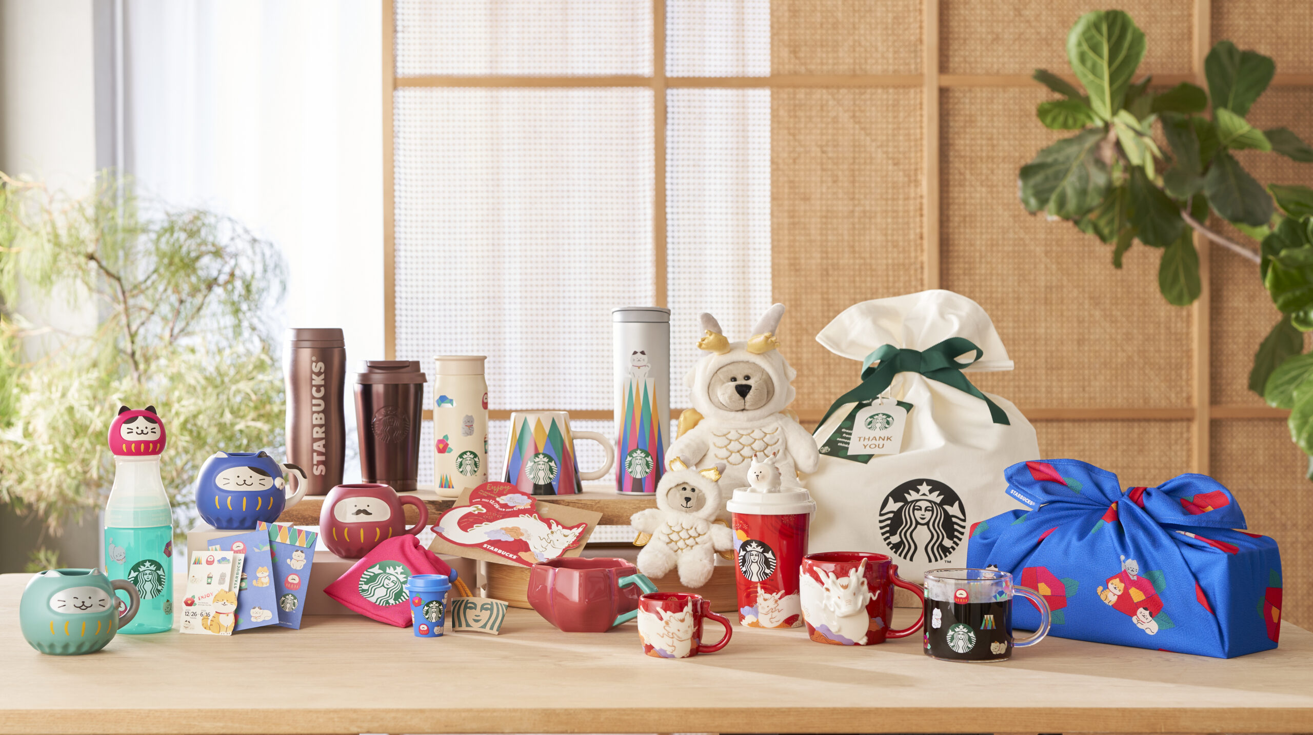 Starbucks Asia Unveils New Year’s Dragon Collection For 2024